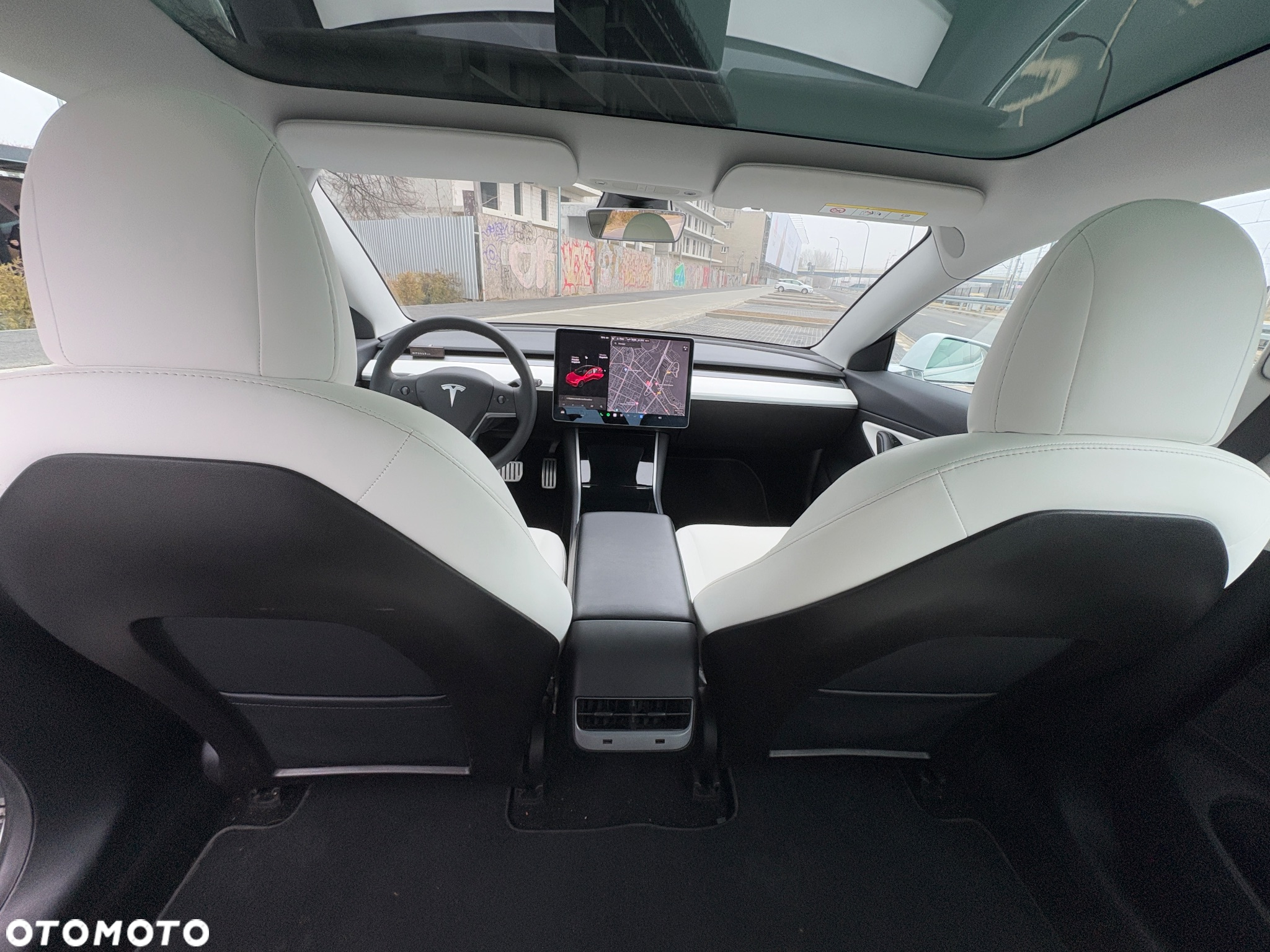 Tesla Model 3 Langstreckenbatterie Allradantrieb Dual Motor - 21