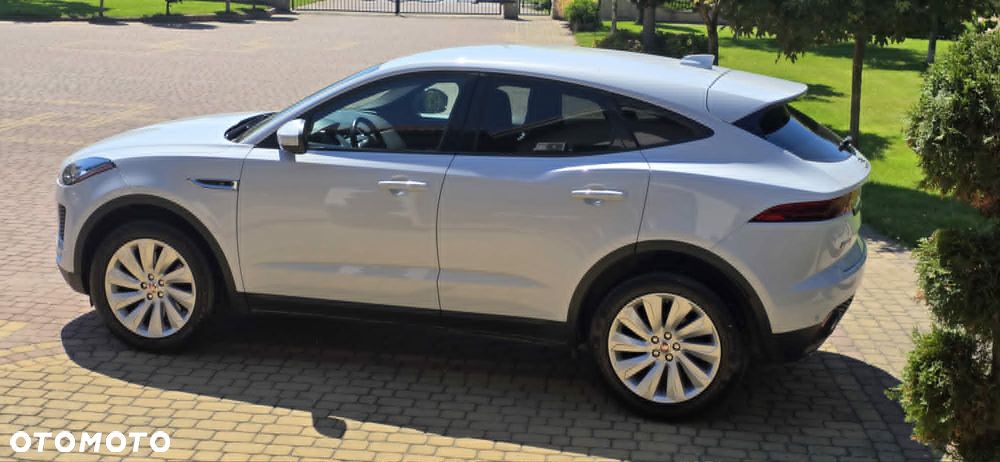 Jaguar E-Pace 2.0 i4P AWD R-Dynamic S - 10