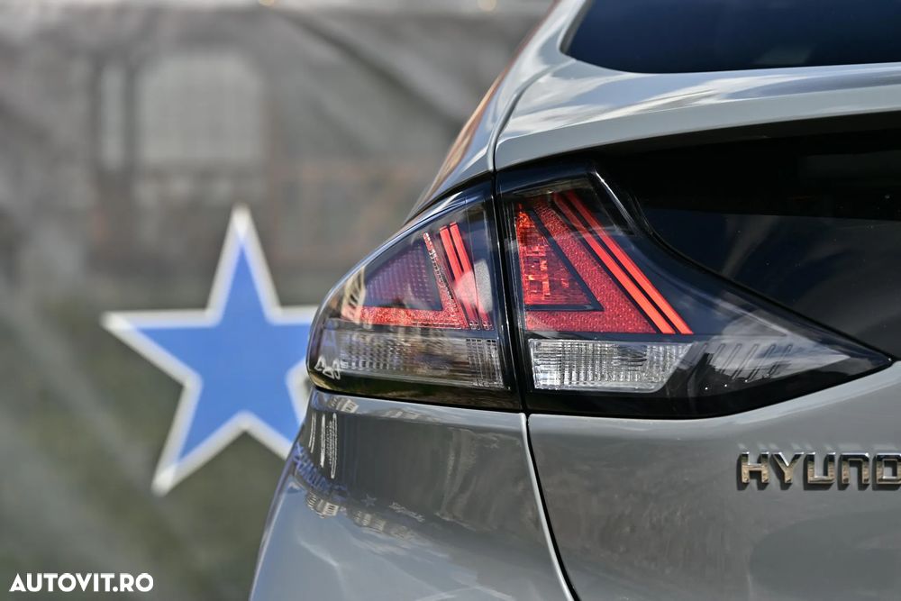 Hyundai IONIQ - 24