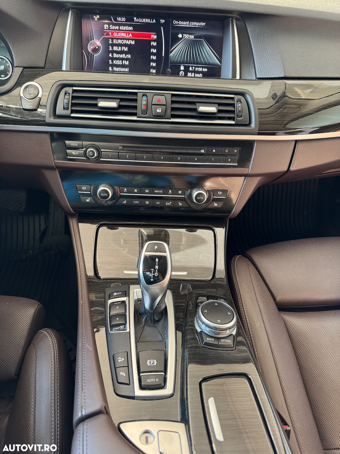 BMW Seria 5 525d Aut. - 12