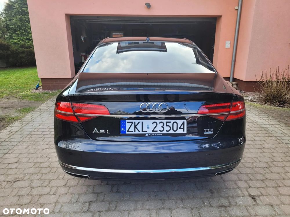 Audi A8 - 5