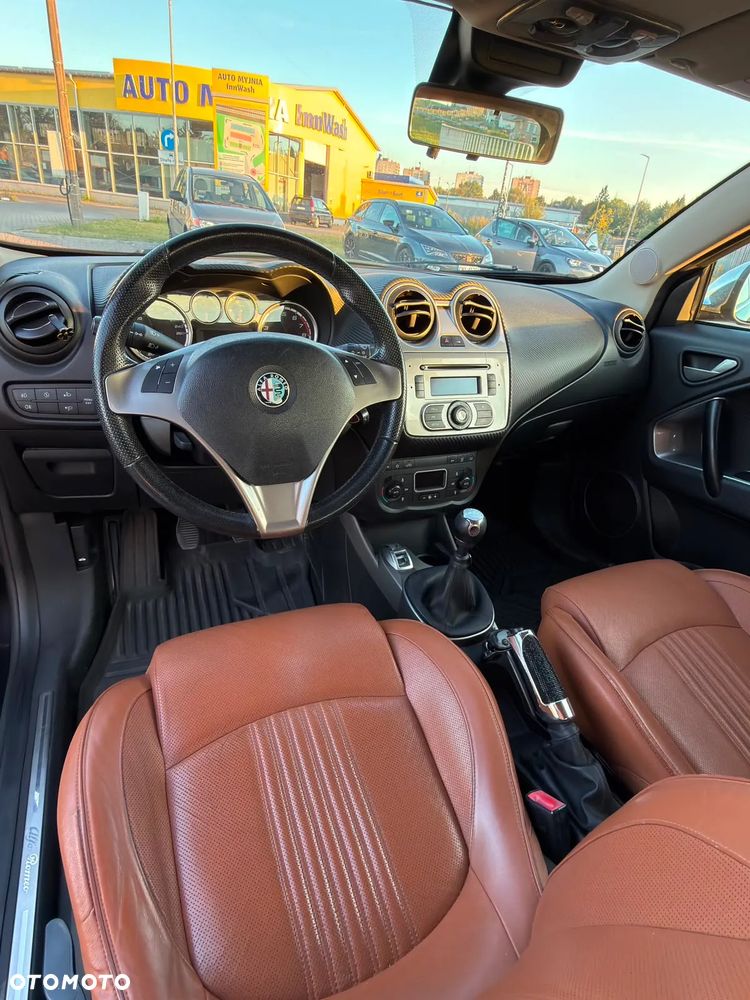 Alfa Romeo Mito 1.4 MultiAir Distinctive S&S - 19