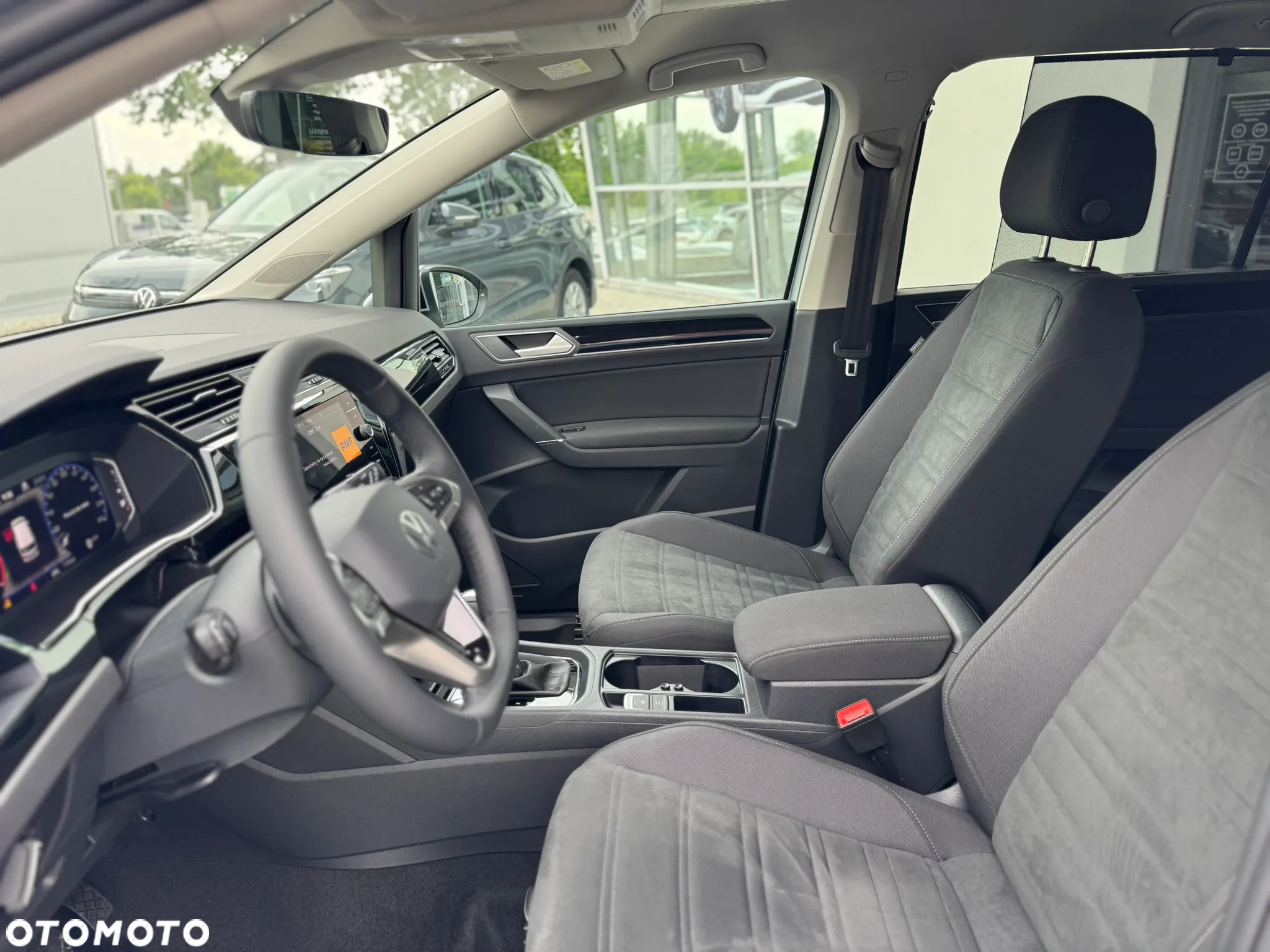 Volkswagen Touran 1.5 TSI EVO Highline DSG - 14