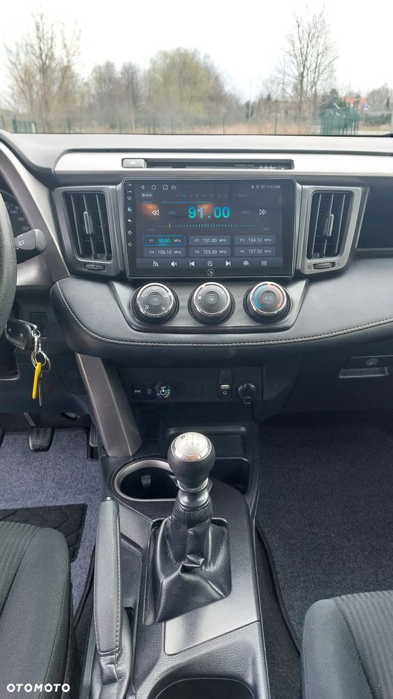 Toyota RAV4 - 22