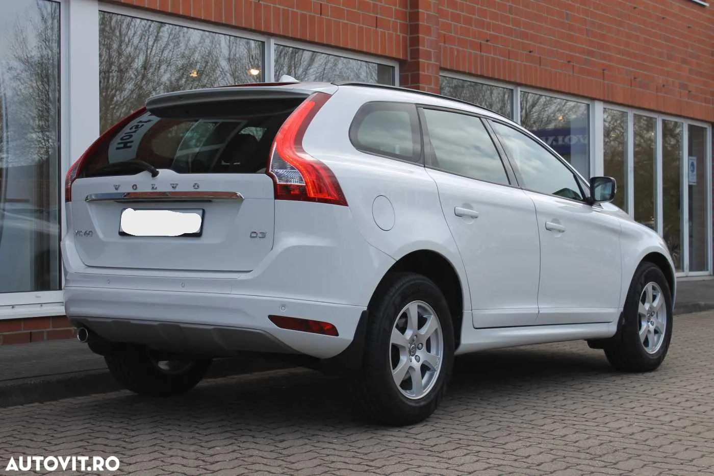 Volvo XC 60 D3 Geartronic Momentum - 4