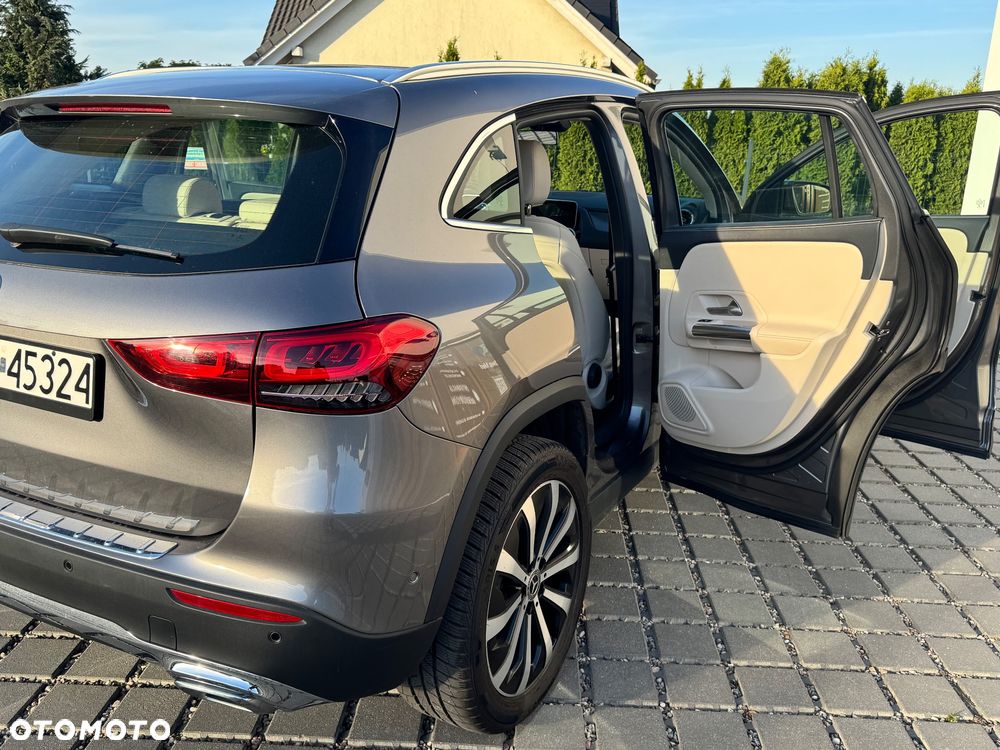 Mercedes-Benz GLA 200 Business Edition - 6