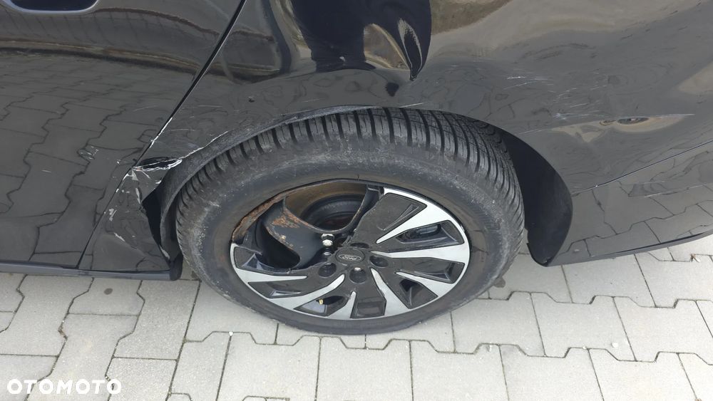 Ford Focus 1.0 EcoBoost Hybrid TITANIUM DESIGN - 18