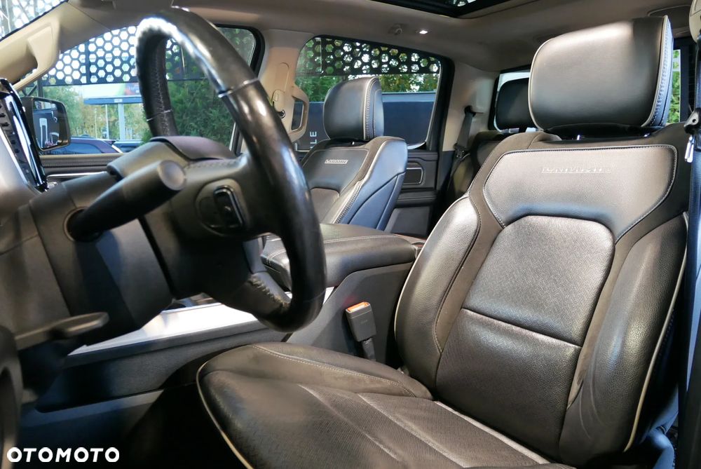RAM 1500 Crew Cab Laramie - 12