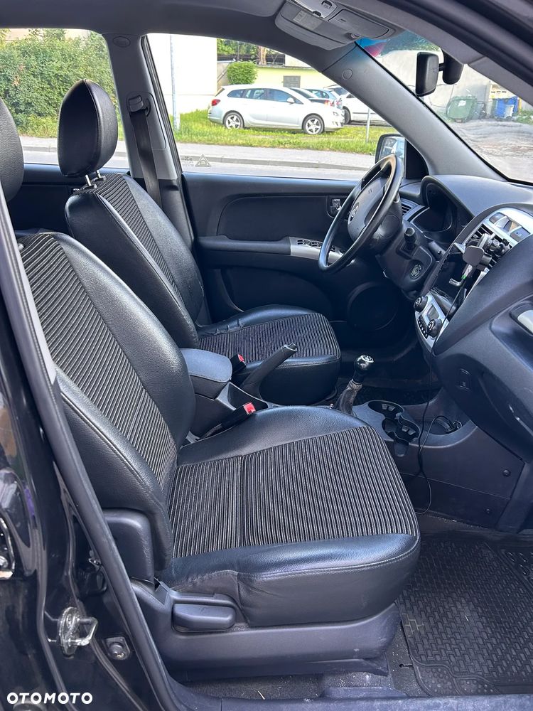 Kia Sportage 2.0 CRDi Expedition + - 9