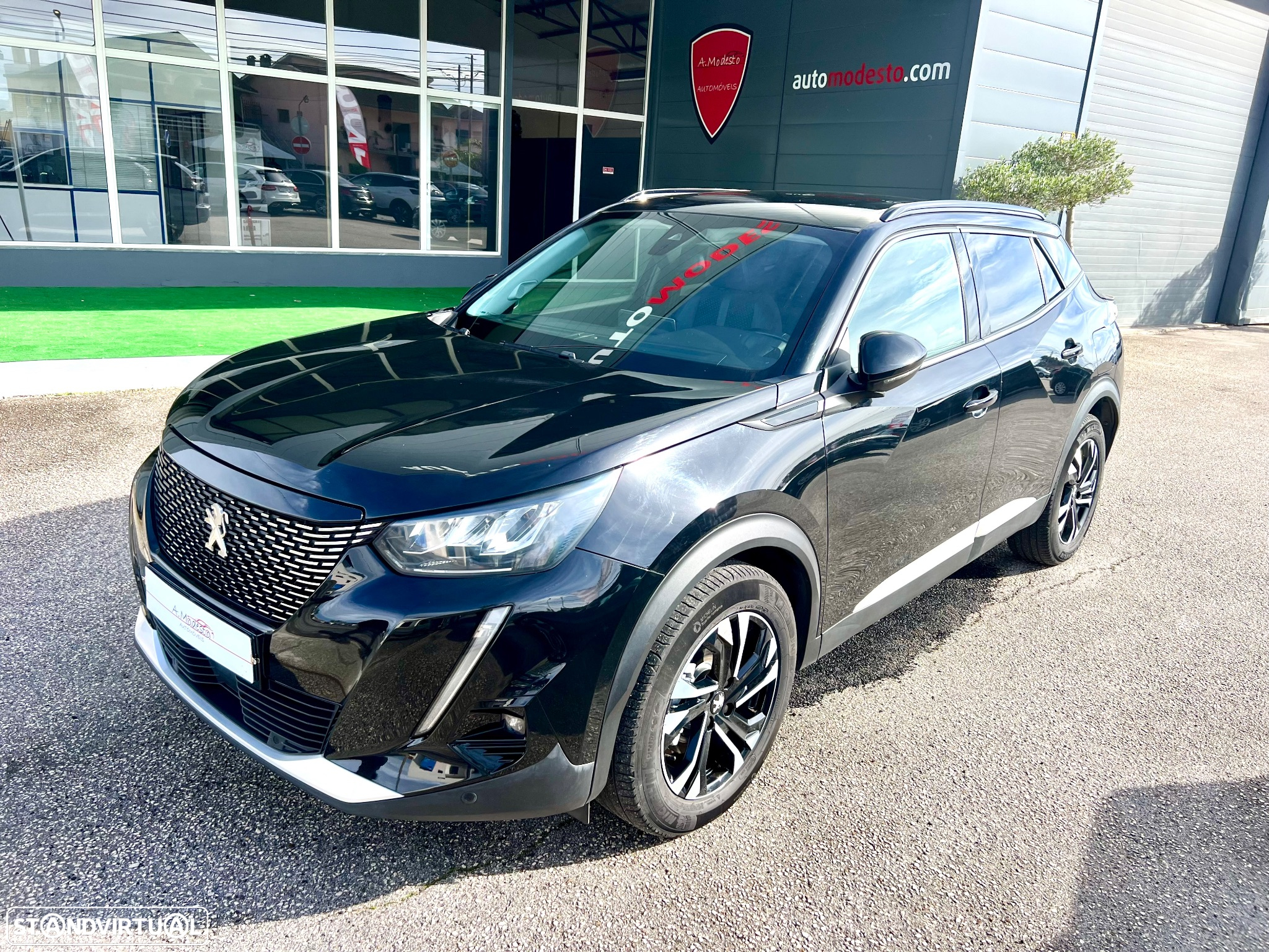 Peugeot 2008 1.5 BlueHDi Allure Pack EAT8 - 2