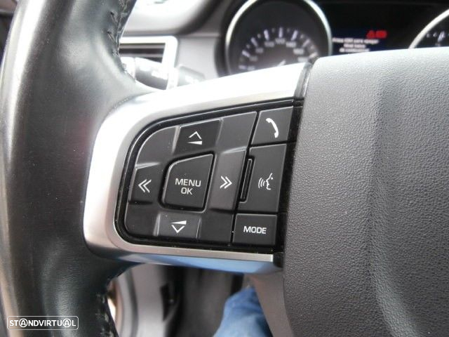 Land Rover Discovery Sport TD4 SE - 22
