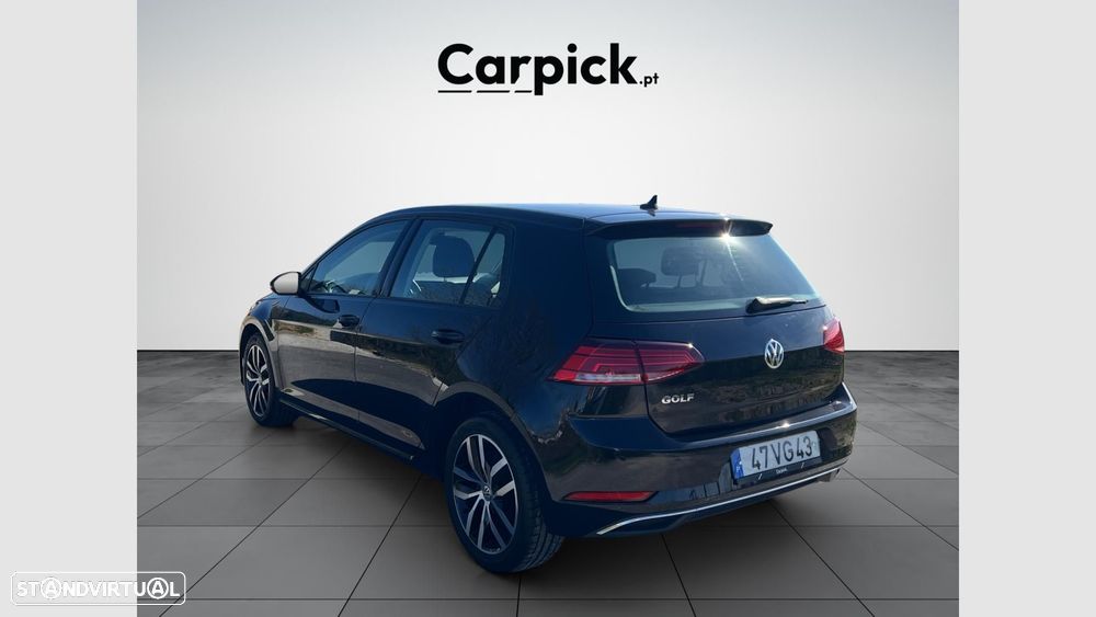 VW Golf 1.6 TDI Confortline DSG - 4