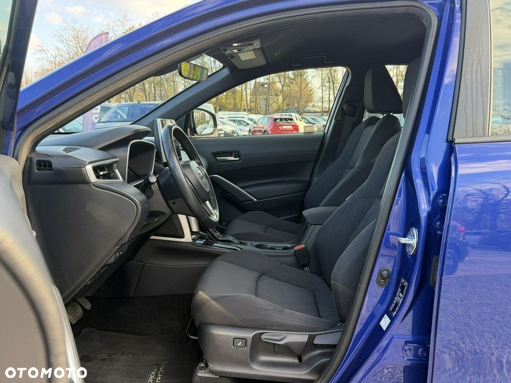 Toyota Corolla Cross - 19