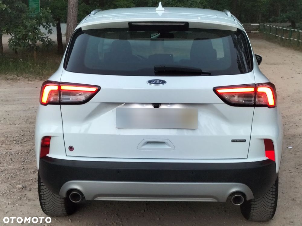 Ford Kuga - 25