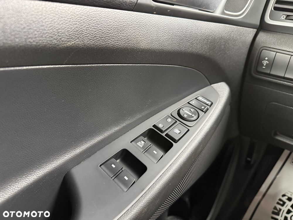 Hyundai Tucson - 16