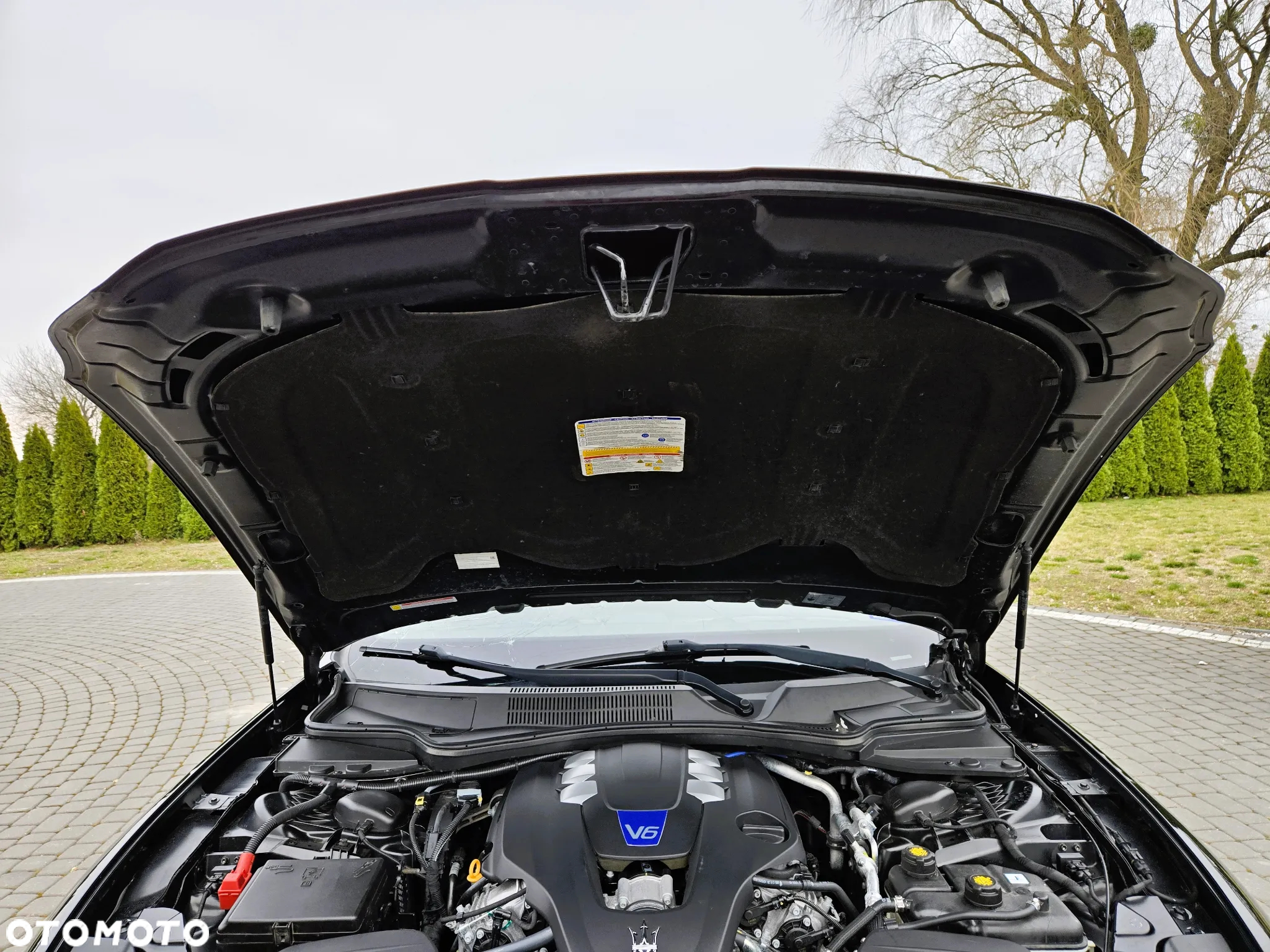 Maserati Quattroporte - 14