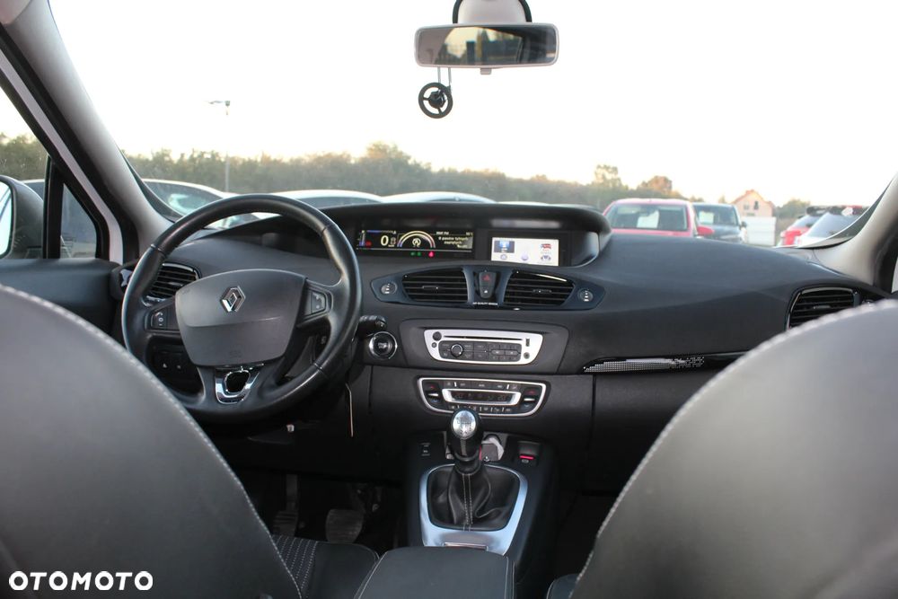 Renault Scenic Xmod 1.2 TCE Energy Bose Edition - 26