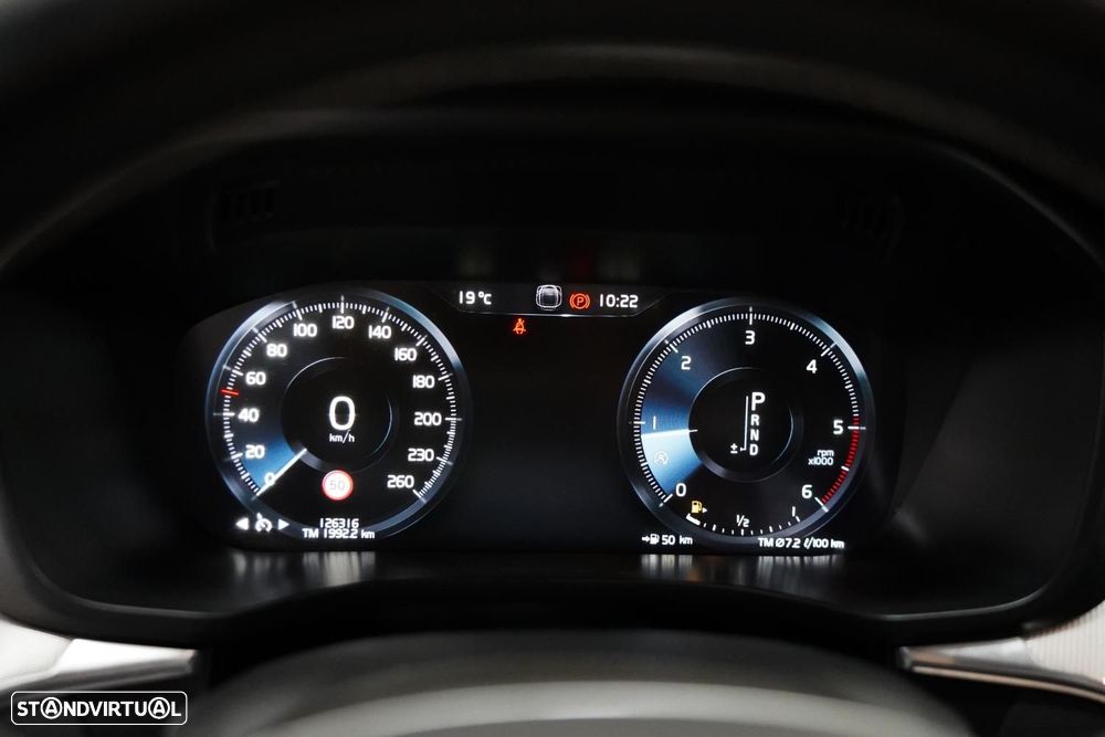 Volvo XC 60 2.0 D4 R-Design Geartronic - 9