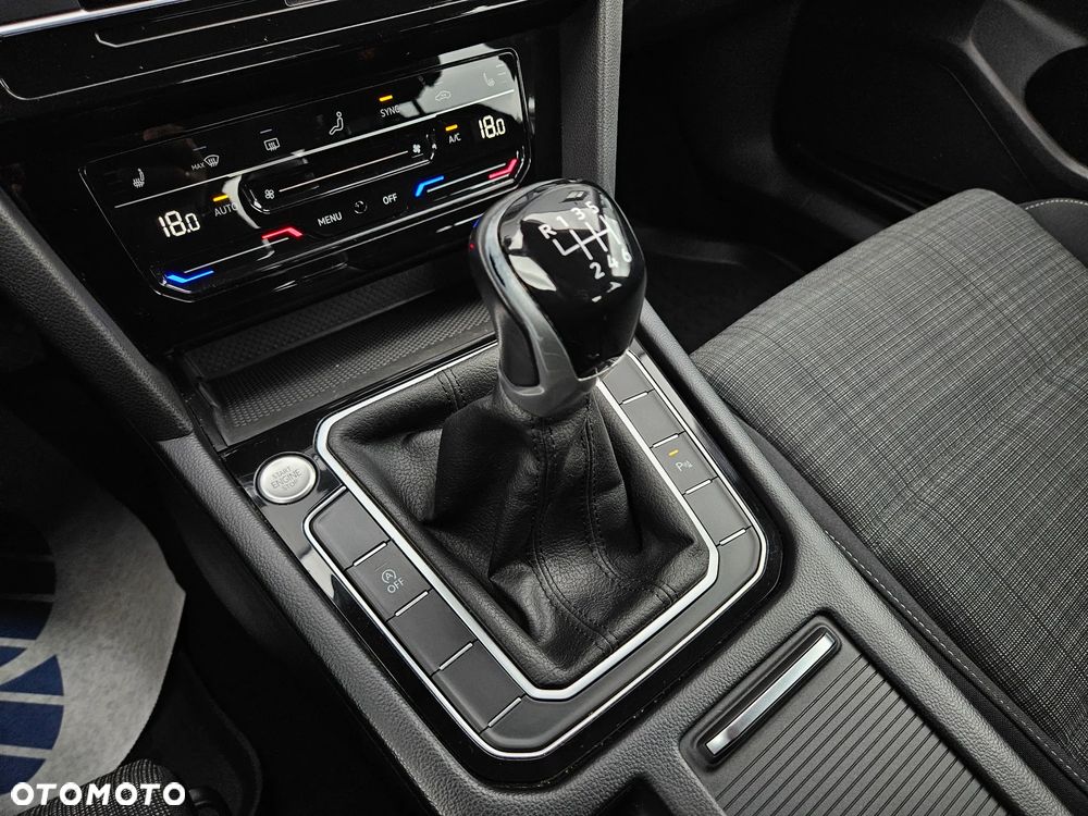 Volkswagen Passat 2.0 TDI EVO Business - 32