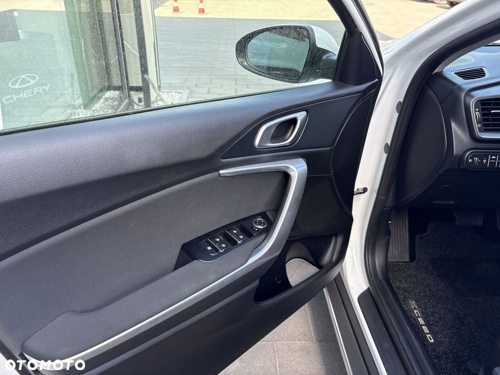 Kia XCeed 1.5 T-GDI M DCT - 10