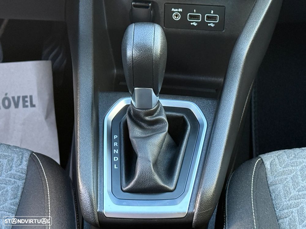 Renault Clio 1.0 TCe Limited CVT - 22