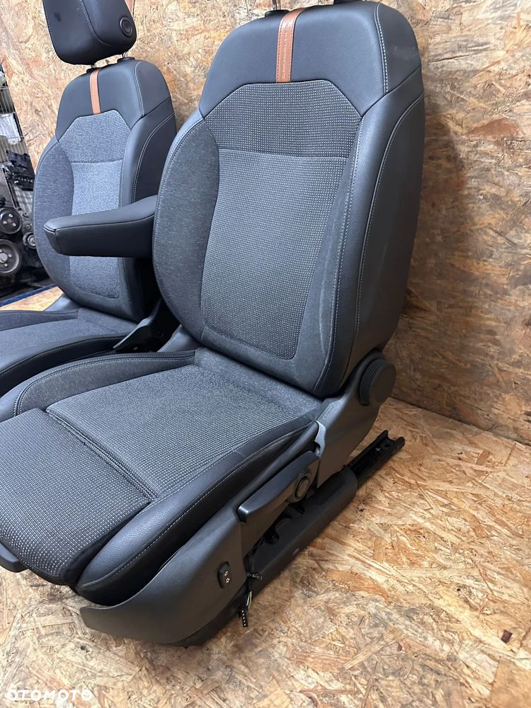 OPEL CROSSLAND X FOTEL PRZEDNI GRZANY KIEROWCY/PASAŻERA EUROPA - 2