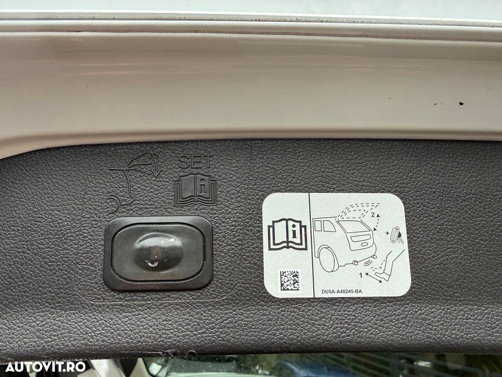 Ford Kuga 1.5 EcoBlue TITANIUM - 22