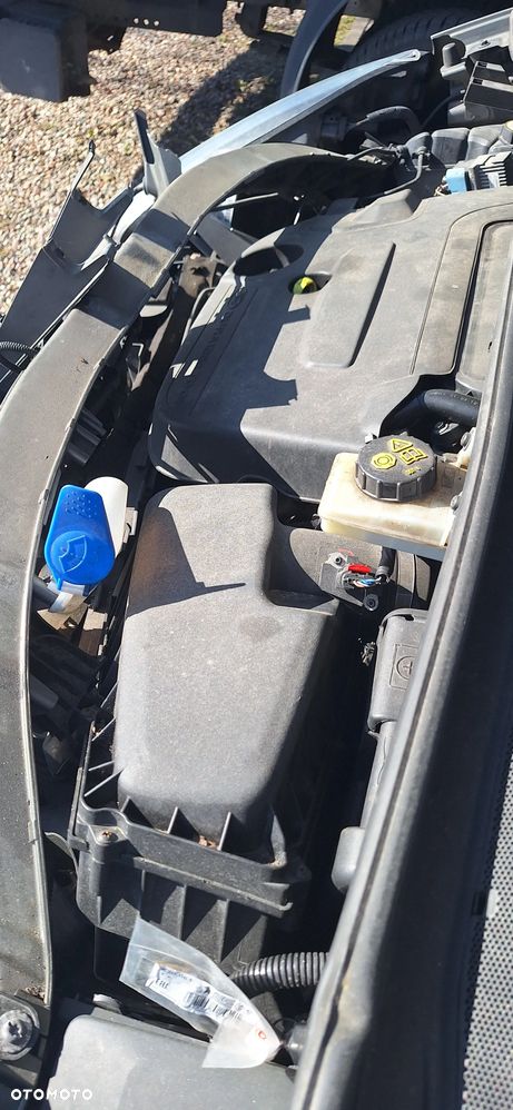 Ford S-Max 2.0 TDCi DPF Titanium - 6