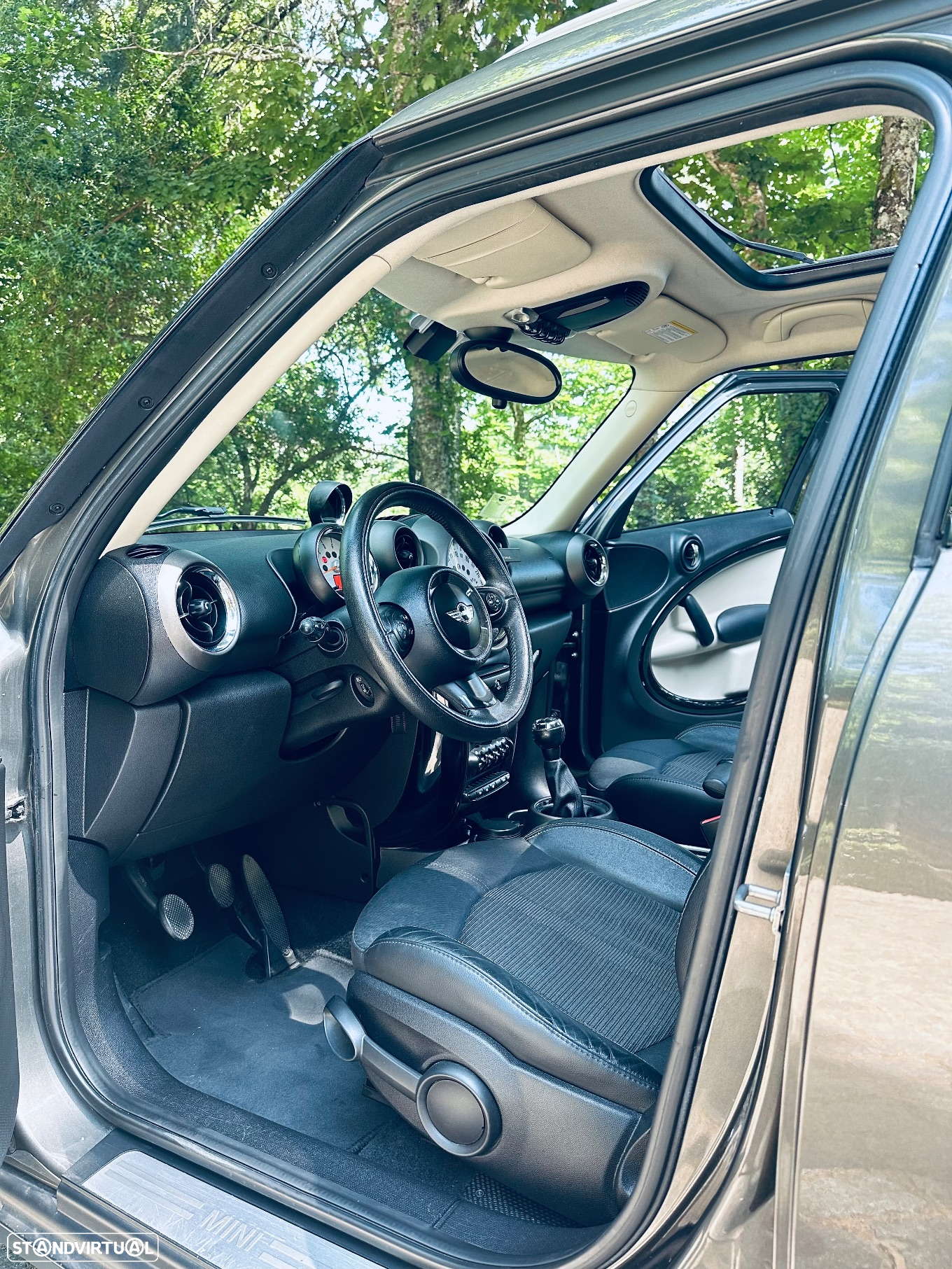 MINI Countryman One D - 17