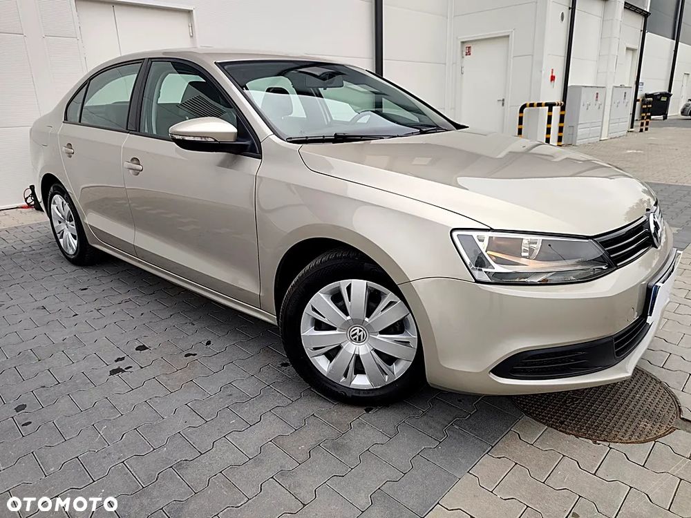 Volkswagen Jetta 1.2 TSI BlueMotion Technology Trendline - 27