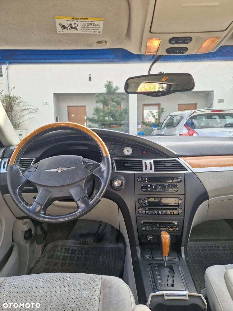 Chrysler Pacifica - 8