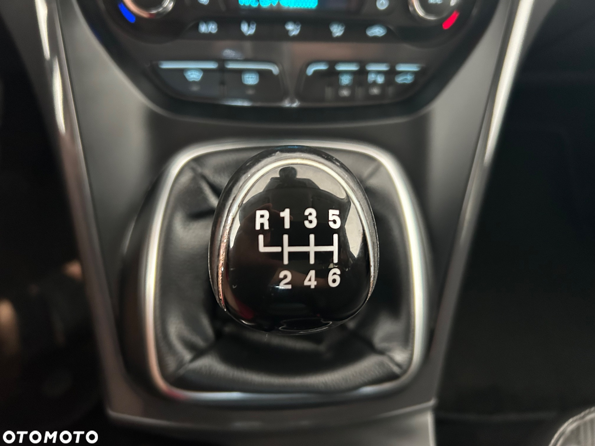 Ford Kuga 2.0 TDCi 4WD Titanium Plus - 35