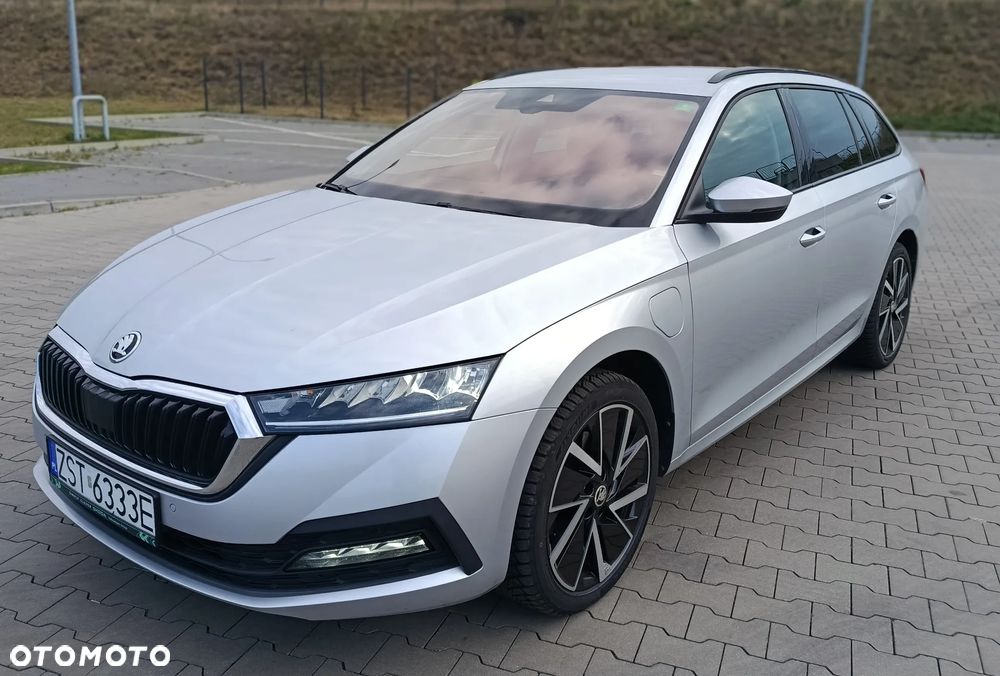 Skoda Octavia 1.4 TSI Plug-In Hybrid Sportline DSG - 1
