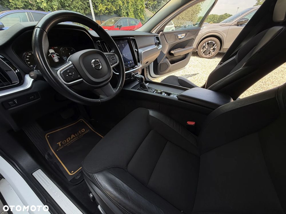 Volvo V60 D4 Geartronic Momentum Pro - 19