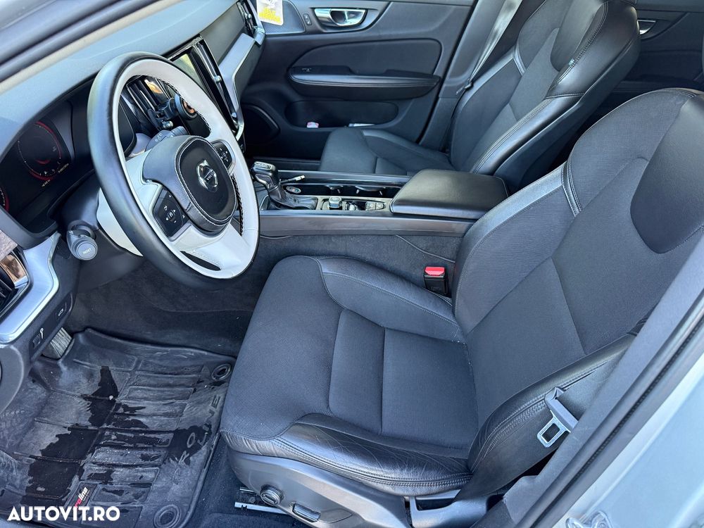 Volvo V60 D3 Momentum - 11