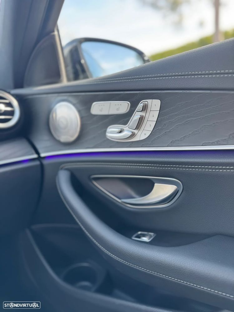 Mercedes-Benz E 300 de 4Matic 9G-TRONIC AMG Line - 25