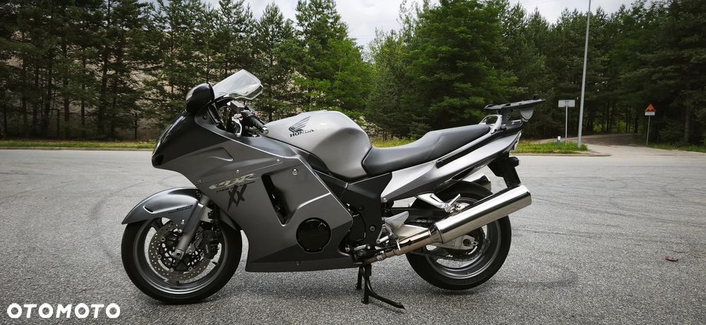 Honda CBR - 8
