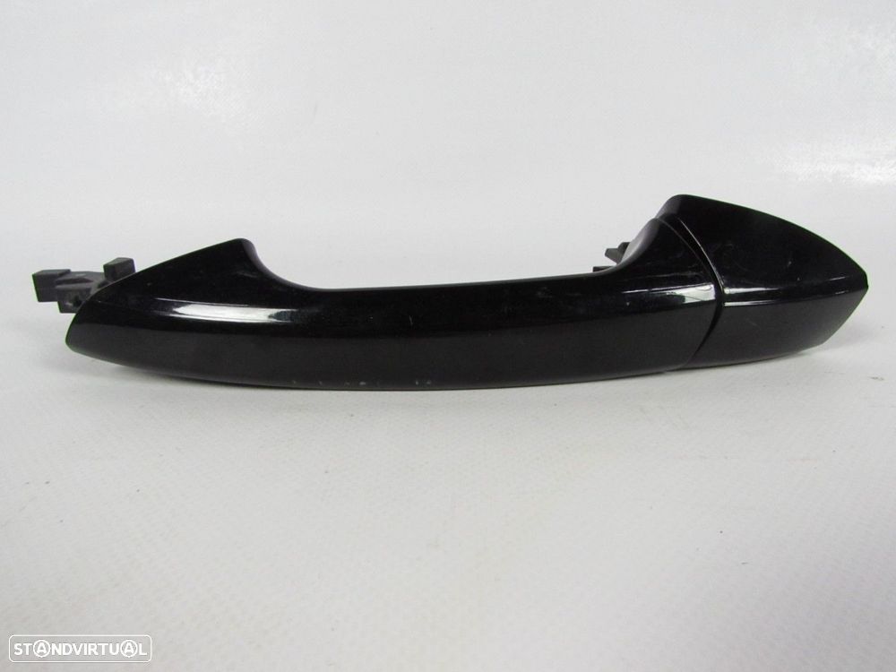 Punho da porta Esquerdo/Trás/Exterior Seminovo/ Original MERCEDES-BENZ C-CLASS (...