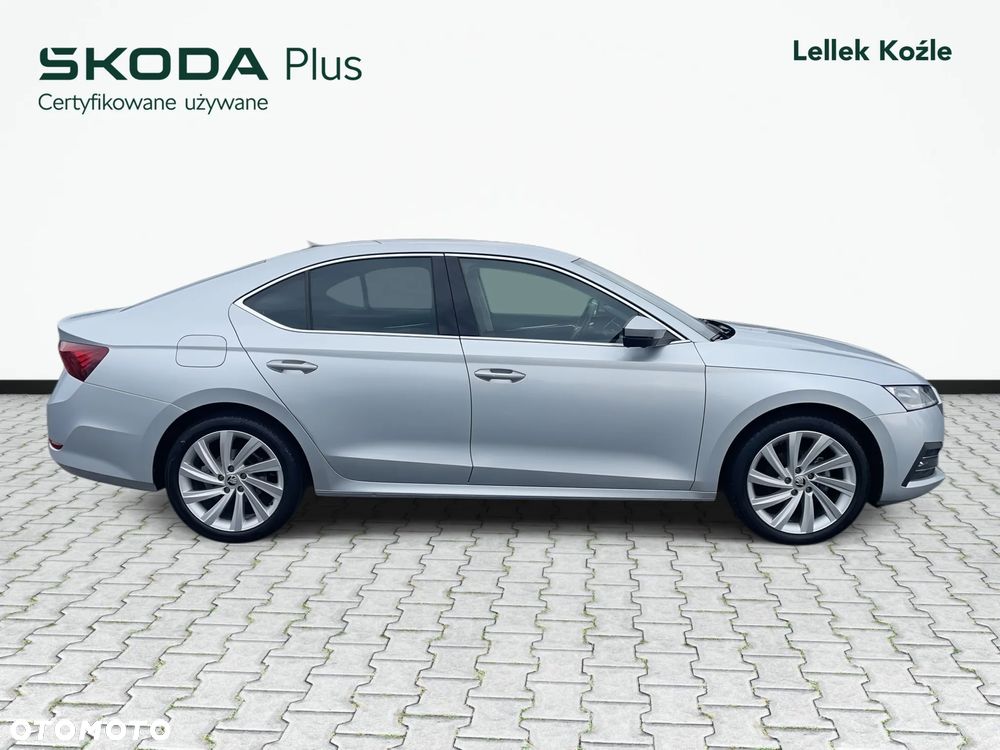 Skoda Octavia 2.0 TDI Style DSG - 4