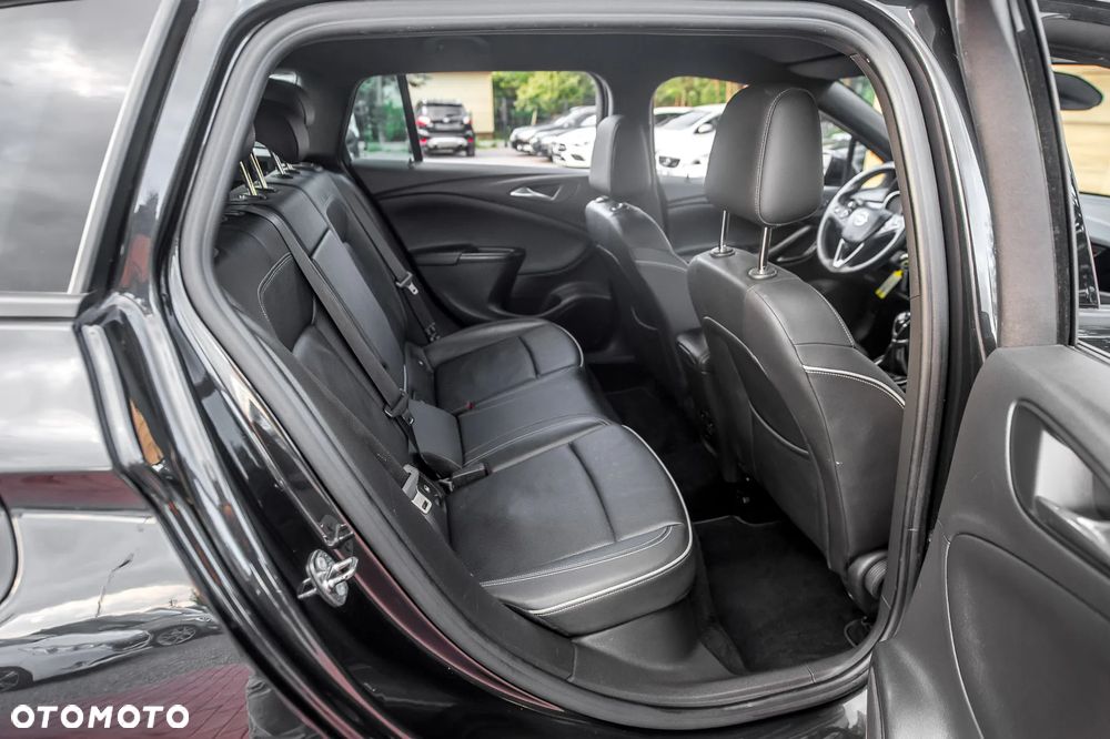Opel Astra V 1.4 T Dynamic S&S - 18