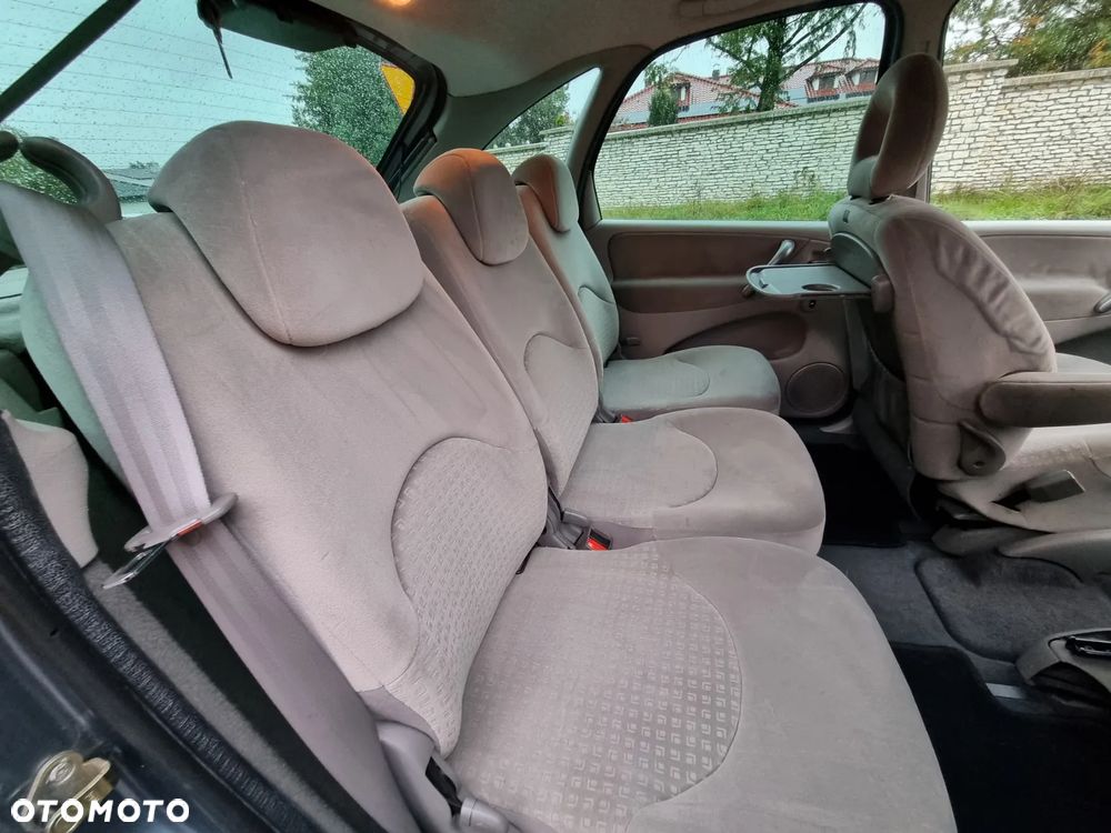 Citroën Xsara Picasso 1.8i Exclusive - 22