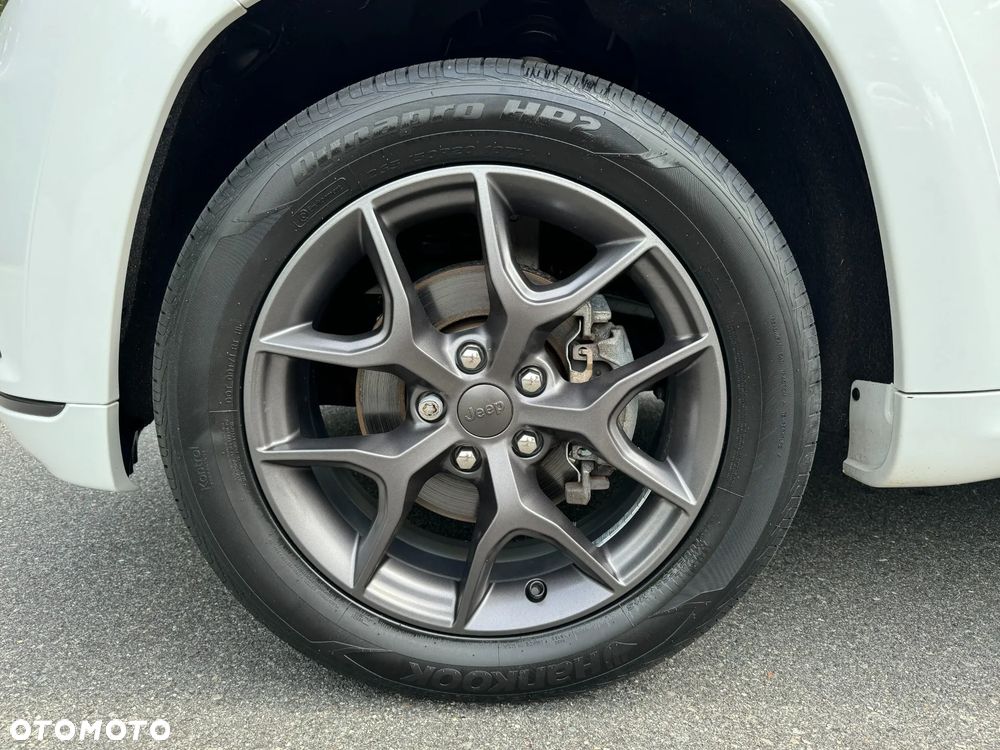 Jeep Grand Cherokee Gr 3.6 V6 Summit - 32