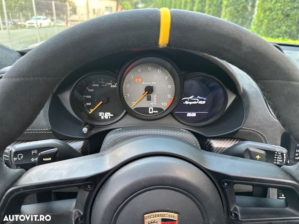 Porsche Boxster 718 Spyder RS - 15
