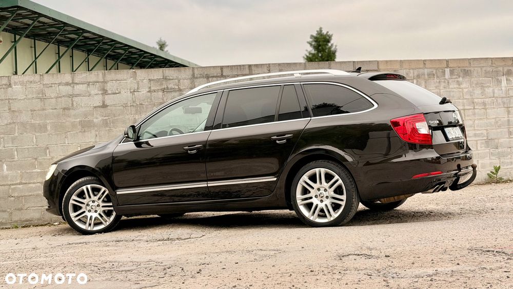 Skoda Superb 2.0 TDI DSG Exclusive - 9