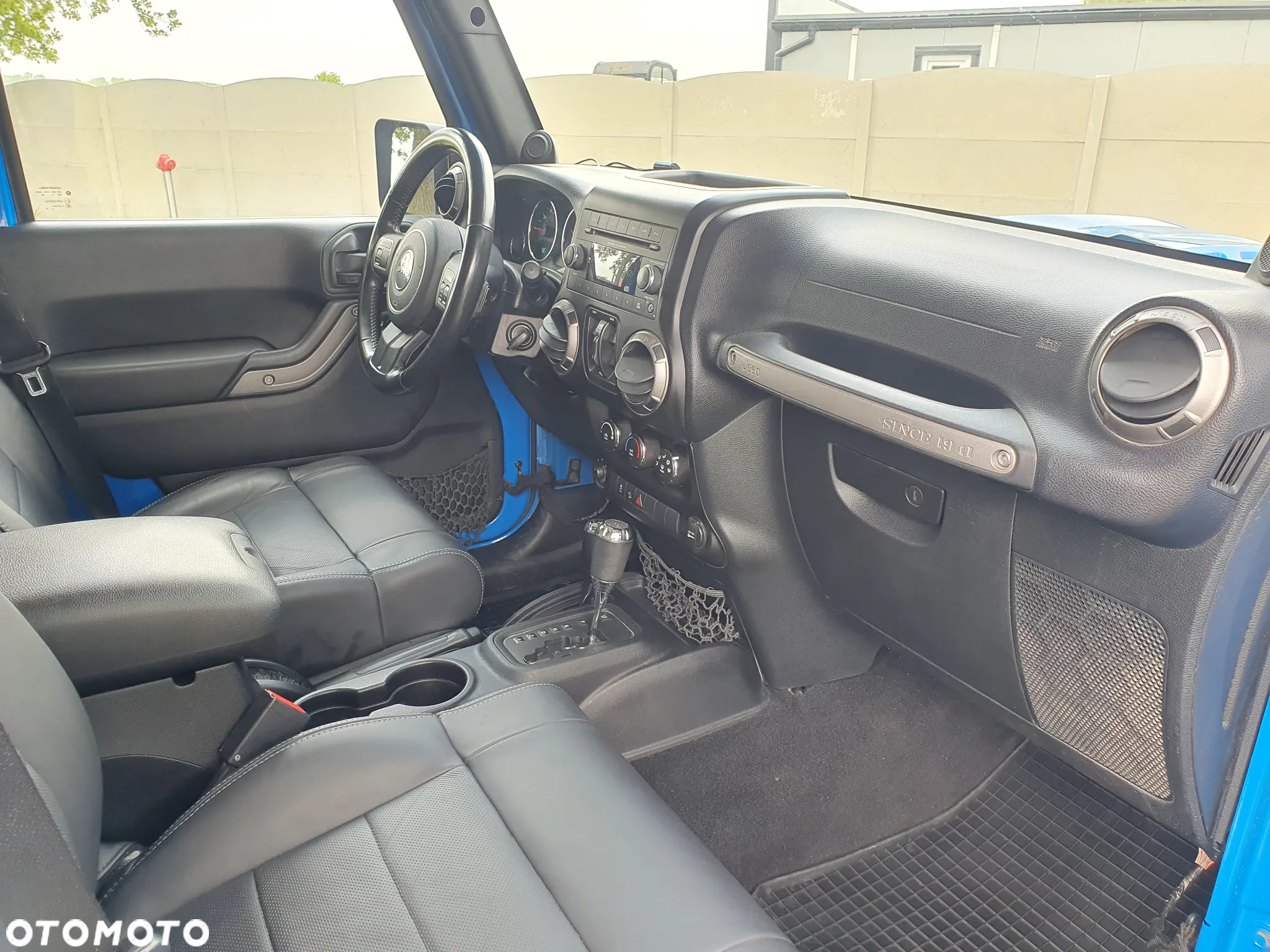 Jeep Wrangler Unlimited 3.8 Automatik Sahara - 26