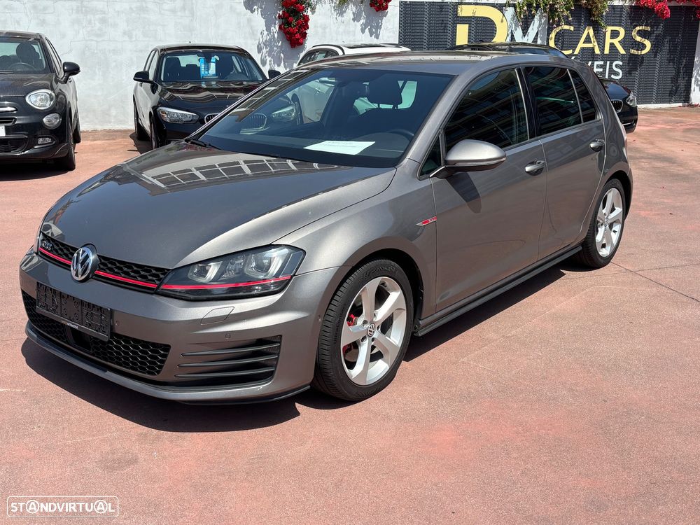VW Golf GTI Performance BlueMotion DSG - 1