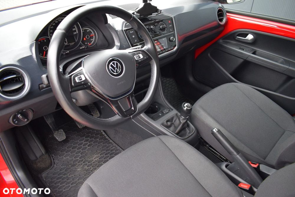 Volkswagen up! - 11