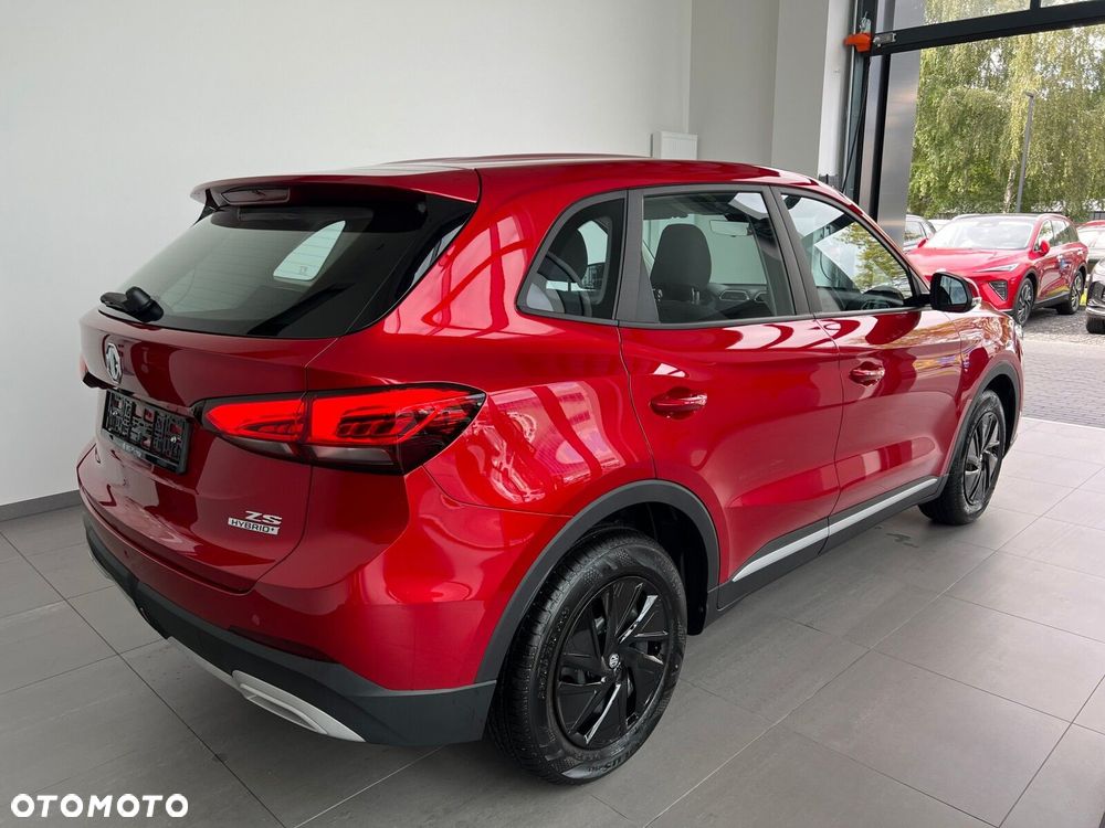 MG ZS Hybrid+ - 11