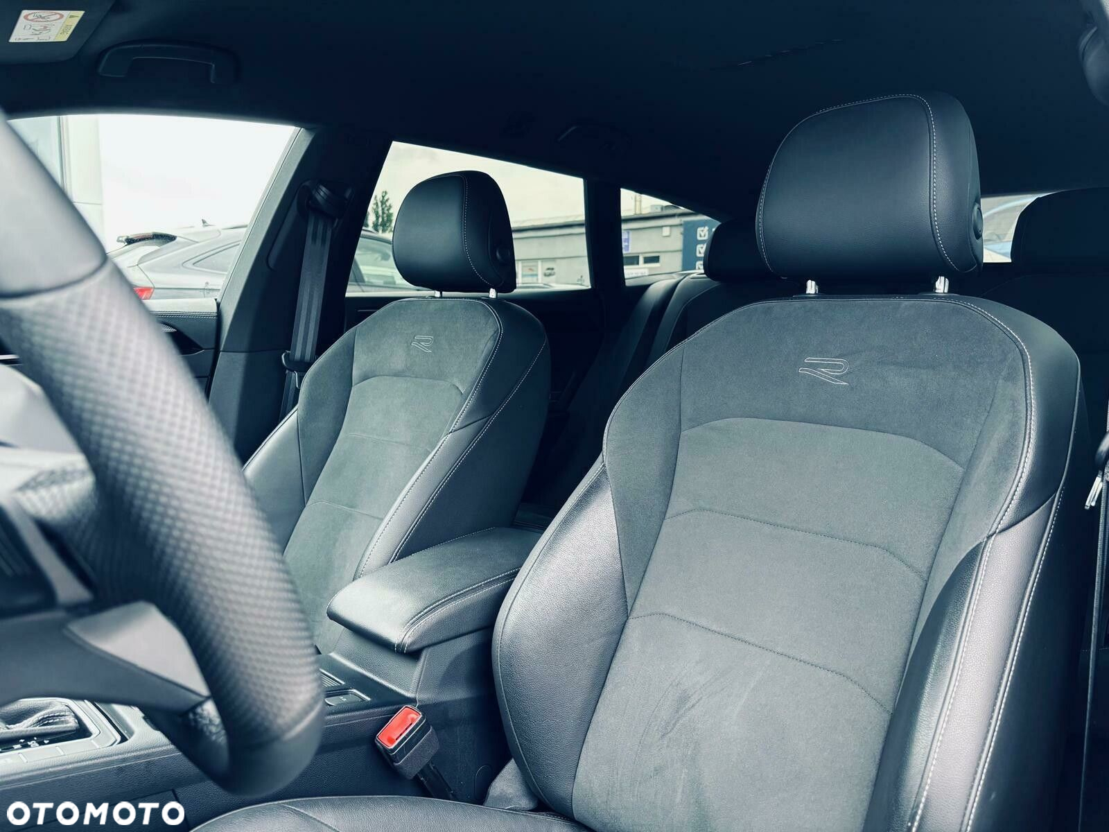 Volkswagen Arteon 2.0 TDI R-Line DSG - 17