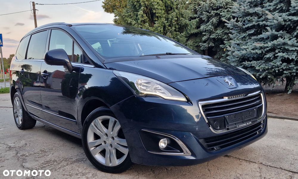 Peugeot 5008 - 3
